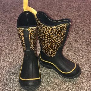 leopard print muck boots